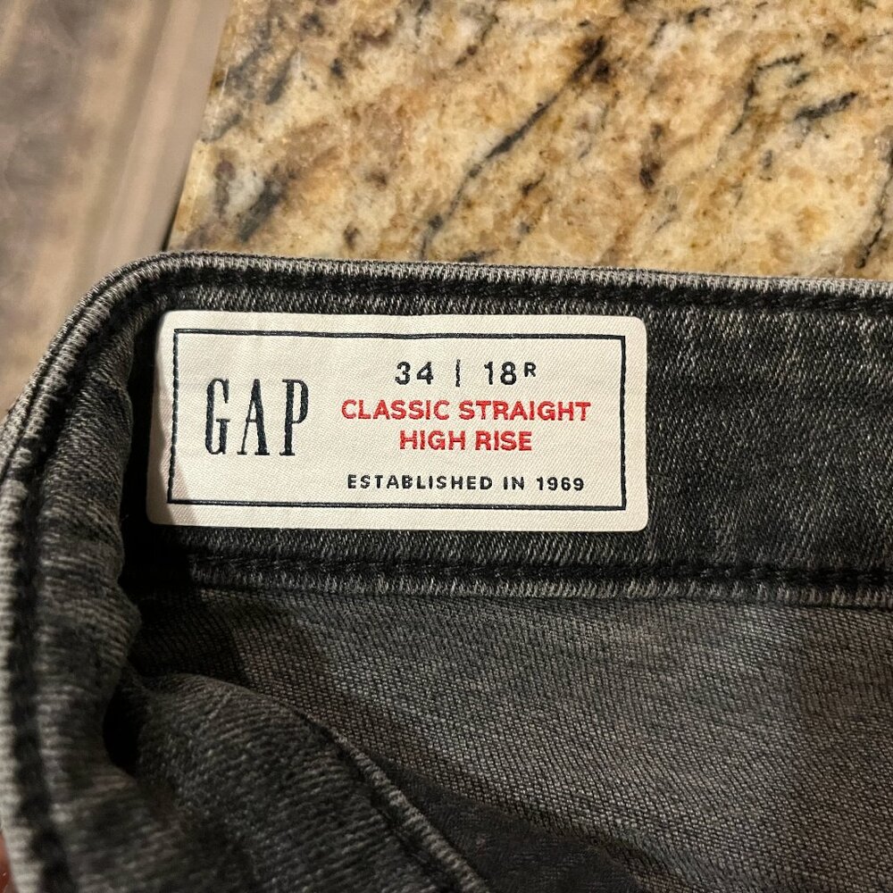 Gap Classic Straight High Rise Jeans